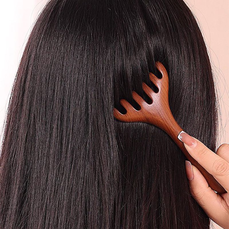 🔥Six-claw Meridian Massage Comb - Relieve Stress & Promote Health✨